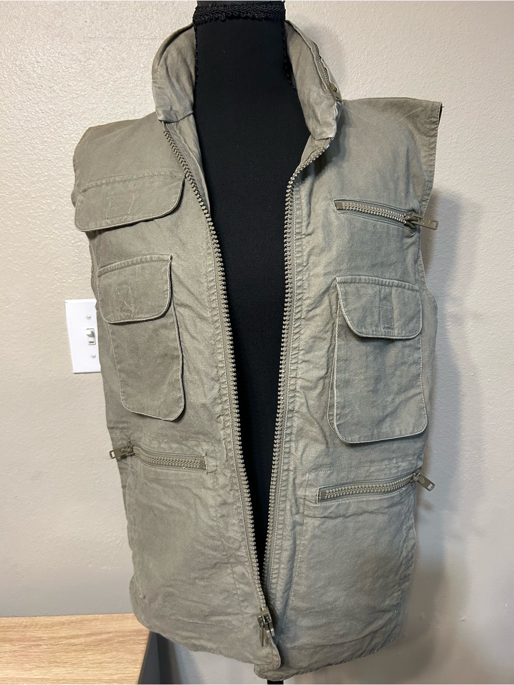 Vintage Banana Republic Mill Valley XS Safari Utility Cargo Vest hooded 80s